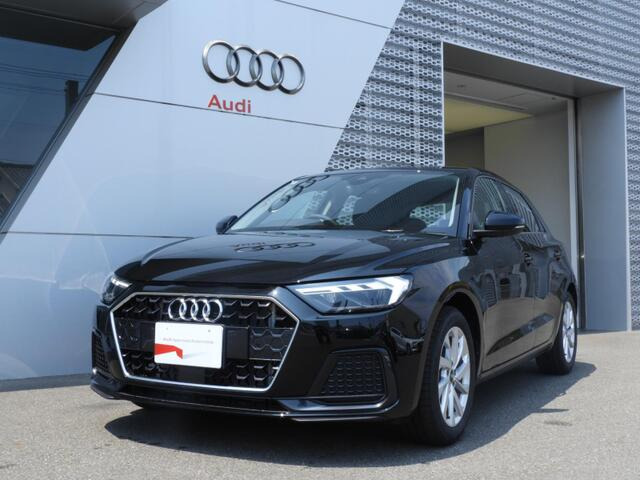 A1スポーツバック 25 TFSI アドバンスド 