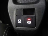 ブレーキホールドなどの機能がついています。