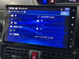 点検や修理でお越しの際はゆっくりくつろぎながらお待ちいただけるように、大きなソファ席もご用意しております♪テレビを見ながらのんびりお待ちください(^&omega;^)