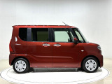 ドアは約90度に開くので荷物も積み込みやすく、乗り降りもしやすい♪ ロングドライブも快適に過ごせる工夫がいっぱいです♪♪