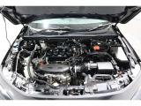 Hondaの技術が詰まったエンジンルーム☆☆☆エンジンルーム室内ともにルームクリーニング済みで清潔です◎快適なドライブをお楽しみください♪♪