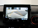 バックカメラで後方がリアルタイム映像で確認できます!商業施設や駐車場でのバック時、夜間のドライブでも安心です♪