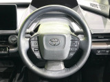 【純正革巻きステアリング】上質な革を使用することで、手にしっかり馴染みとても運転しやすいハンドルです♪