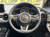 【純正革巻きステアリング】上質な革を使用することで、手にしっかり馴染みとても運転しやすいハンドルです♪