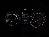 展示車は全てトヨタの車を知り尽くしたエキスパートが基本性能に関わる機能や状態を徹底的にチェックしています。消耗部品の事前交換など法定12ヶ月点検相当の点検・整備を必ず実施しています。