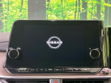【純正9型ナビ】人気の純正ナビを装備しております。ナビの使いやすさはもちろん、オーディオ機能も充実!キャンプや旅行はもちろん、通勤や買い物など普段のドライブも楽しくなるはず♪