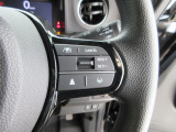 Hondaセンシングの機能のひとつ、アダプティブクルーズコントロール付!アクセルから足を離しても設定したスピードと前車との車間を保ち走行してくれます!車線維持もアシスト☆高速道路で疲労軽減ですね☆