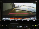 バックガイドモニターで、後方を確認しながら安心して駐車することができます。運転初心者も熟練者も必須の機能ですよ!