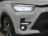 LEDヘッドライトです。デザイン性がよくとても明るいので、夜間の走行や悪天候でも安心です。しかも長寿命!