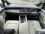 エルグランド 1.5 G e-4ORCE 4WD 4WD 本革シート