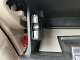 ETC:有料道路の料金所をスムーズに通ることが可能になります。料金を支払う場合は別途ETCカードが必要になります(当店で加入いただけます)