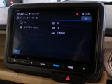 Bluetooth、AM、FM、スマートフォン接続ができます。