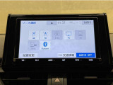 Bluetooth対応、CD/DVD再生機能付き。お好きな音楽を聴きながらのドライブは楽しいですよね〜♪