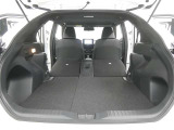 【シートアレンジ可能】ゆとりあるワイドな車内空間は、ドライブを始め買い物やレジャーなど、幅広く活躍します。一人でもみんなとでもお出かけを楽しみましょう!
