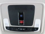 ホンダトータルケアプレミアムにご加入頂くと、万が一の際、ルーフにあるボタン一つで緊急サポートセンターがつながり、緊急時に慌てることなくオペレーターのサポートが受けられます。