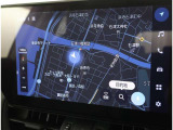 純正ナビを装備。タッチパネル式で使いやすく、お出かけもラクラクです。
