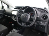 運転席廻りです。