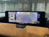 360&deg;モニター付き!コーナーセンサーと連動して運転を快適にサポート!