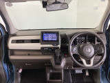 フロントガラスが大きく、ワイドな視界で運転もしやすくなるように、設計されています。