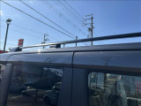 ルーフレール付き。