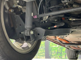 お車を安心してお乗りいただく為には、足回りの定期点検が欠かせません。サービスサポート(有償保証)では無料点検もご提供しており、安心のカーライフをお過ごしいただけるサポート体制が整っています。