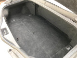 普段のお買い物や通勤、送迎等に十分な荷室スペースを確保しております。