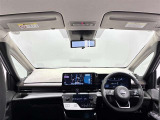 見通しのよいすっきりとした視界で、誰でも運転しやすいです。運転のしやすさは疲れにくさにも繋がりますよ♪