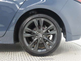 中古車の販売は原則として実車を見てからとさせて頂いております。是非見に来てください!