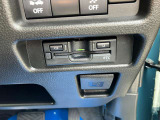 ETC車載器もビルトインタイプで取り付けられておりますので、高速道路の料金所をストレスなく通過して頂けます♪最近ではマストのアイテムですね!