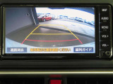 バックガイドモニターで、後方を確認しながら安心して駐車することができます。運転初心者も熟練者も必須の機能ですよ!
