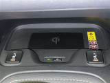 置くだけ充電付き♪