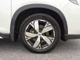 SUBARU認定U-Carは、全車12ヶ月点検、車検などの法定点検を実施。スバル専門メカニックが確かな技術で最大88項目にわたりチェックしており品質、安心を支えます!