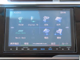 【 ホンダ純正ギャザズ・VXM-145VFEi 】Bluetooth接続に対応しています。その他、TVやAM/FMラジオの視聴・CDやDVD再生・USB接続などが可能です。