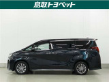 中古車は全く同じというものがなく、1台1台全てコンディションが異なります。同じようなお車でも、整備状況、外内装の状態など様々です。当店では入庫した車輌をコンディションに合わせて徹底的に仕上げています。