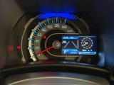 【メーター】オシャレで見やすいディスプレイです!スピードの出しすぎには注意して安全運転でお願いしますね!