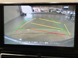 バックガイドモニターで、後方を確認しながら安心して駐車することができます。運転初心者も熟練者も必須の機能ですよ!