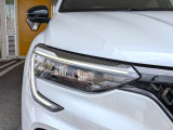 LEDライトで暗い道や視界の悪い場所でも安心して運転が可能です