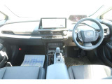 すっきりとした運転席回り☆