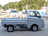 この度は当店のお車をご覧いただきありがとうございます!お問い合わせお待ちしております!販売はもちろん、整備・車検・修理など車のことならなんでもお任せください。納車後も安心したカーライフをご提供します。