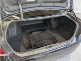 トランクルームもしっかりとしたスペースが御座いますよ! 意外と奥行きが深くかなりの量のお荷物を積み込むことが出来ます!