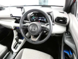 【運転席】運転席周りの画像です。プロの手で隅々までクリーニングしています。ご来店いただき実際に見てみてくださいね☆
