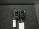 N-BOXカスタム  カスタム 660 4WD