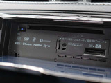 お車選びをお楽しみ頂けるよう、在庫車の展示スペースを十分に確保しております。
