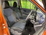 運転席シート廻りは使用感も少なく、良好な状態となっています。丁寧に使われていたことがよくわかりますね。