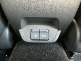 後部座席用USB電源ソケット