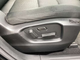 【運転席パワーシート】