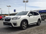 SUBARU 認定U-Car、SUBARU 認定U-Car Premiumは2年間、SUBARU Value Choiceは1年間、走行距離無制限のSUBARUあんしん保証が付きます。万一の故障の際は、全国のスバルディーラーで無料修理が受けられます!