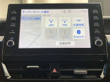 ブルートゥースに接続することにより、スマホに入ったお気に入りの音楽を車内で楽しむことができます♪あると本当に便利な機能になっています!