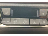 運転席・助手席シートヒータースイッチです。
