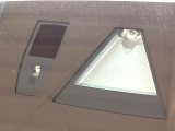 【i-ACTIVESENSE】走行中に前方の車両等を認識し、衝突しそうな時は警報とブレーキで衝突回避と被害軽減をアシスト。より安全にドライブをお楽しみいただけます。